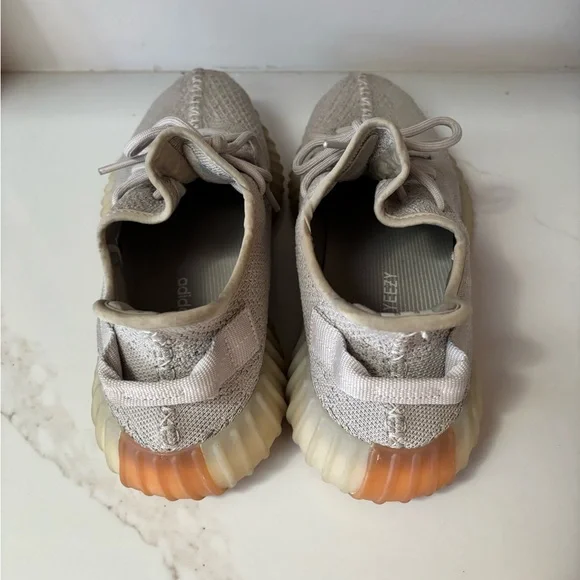 Adidas Yeezy Boost 350 V2 Sesame size 9 - Picture 2 of 5